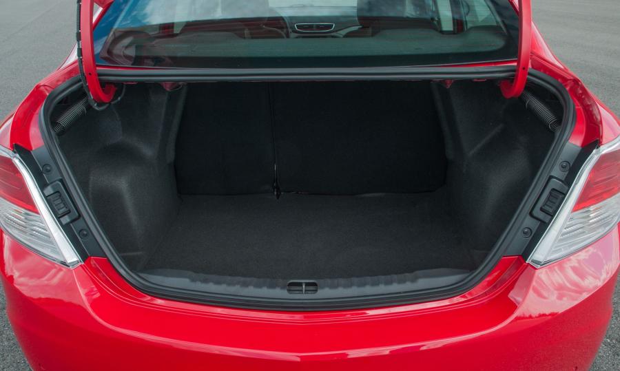  Chevrolet Prisma LT 2013 года  (фото 9 из 40)